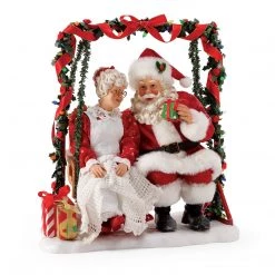 The Christmas Palace POSSIBLE DREAMS 11" GARDEN RETREAT SANTA COUPLE Santas