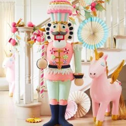 The Christmas Palace GLITTERVILLE STUDIOS 5.5 FT COLONEL CUPCAKE COTTON EDITION Nutcrackers