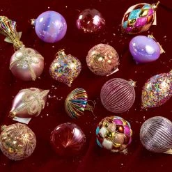 The Christmas Palace MARK ROBERTS 3