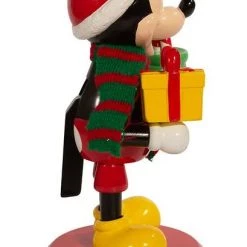 The Christmas Palace Nutcrackers 10