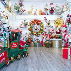 The Christmas Palace MARK ROBERTS 13